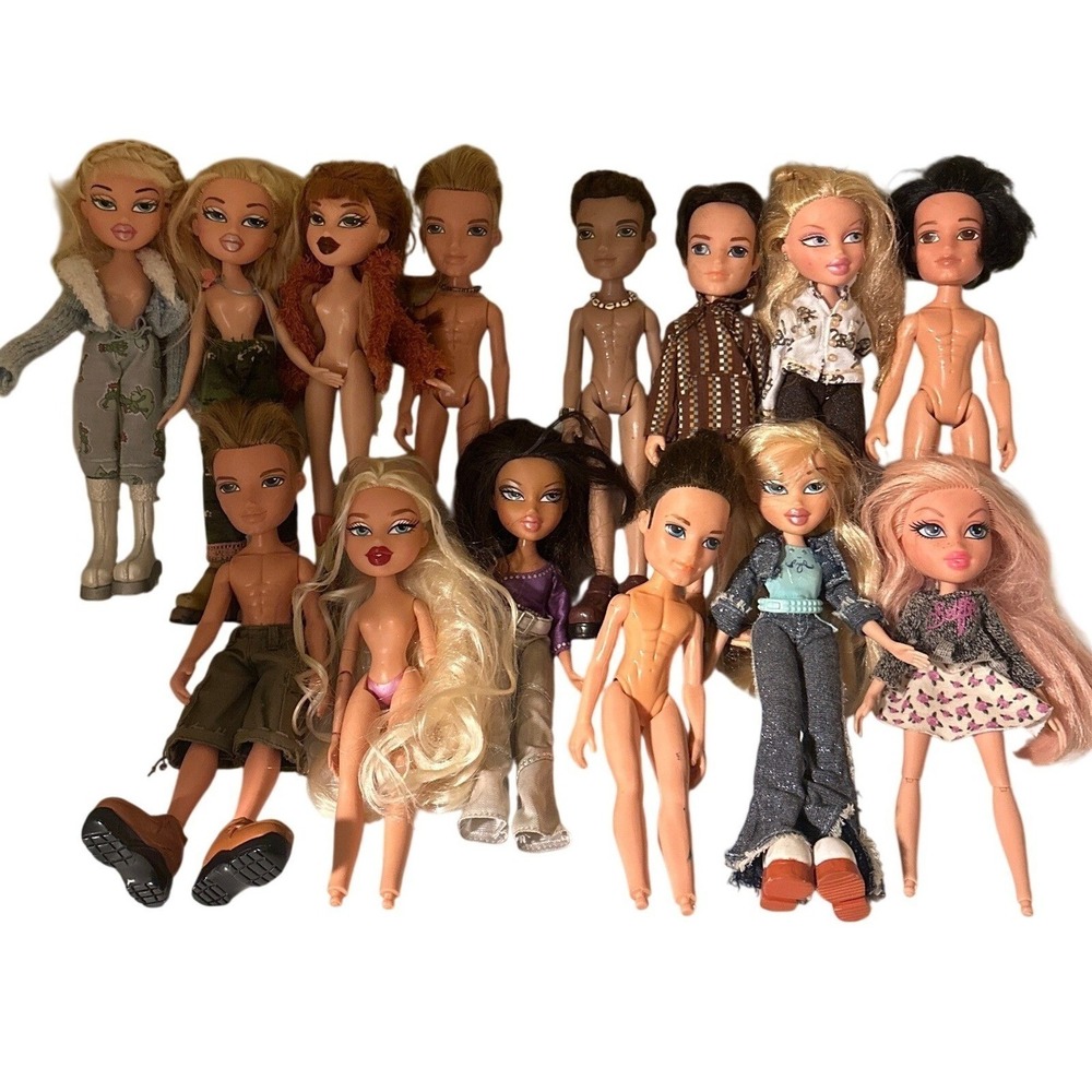 Bratz Doll Lot of 13 MGA Entertainment Bratz Boyz Mixed Clothes Accessories Y2K